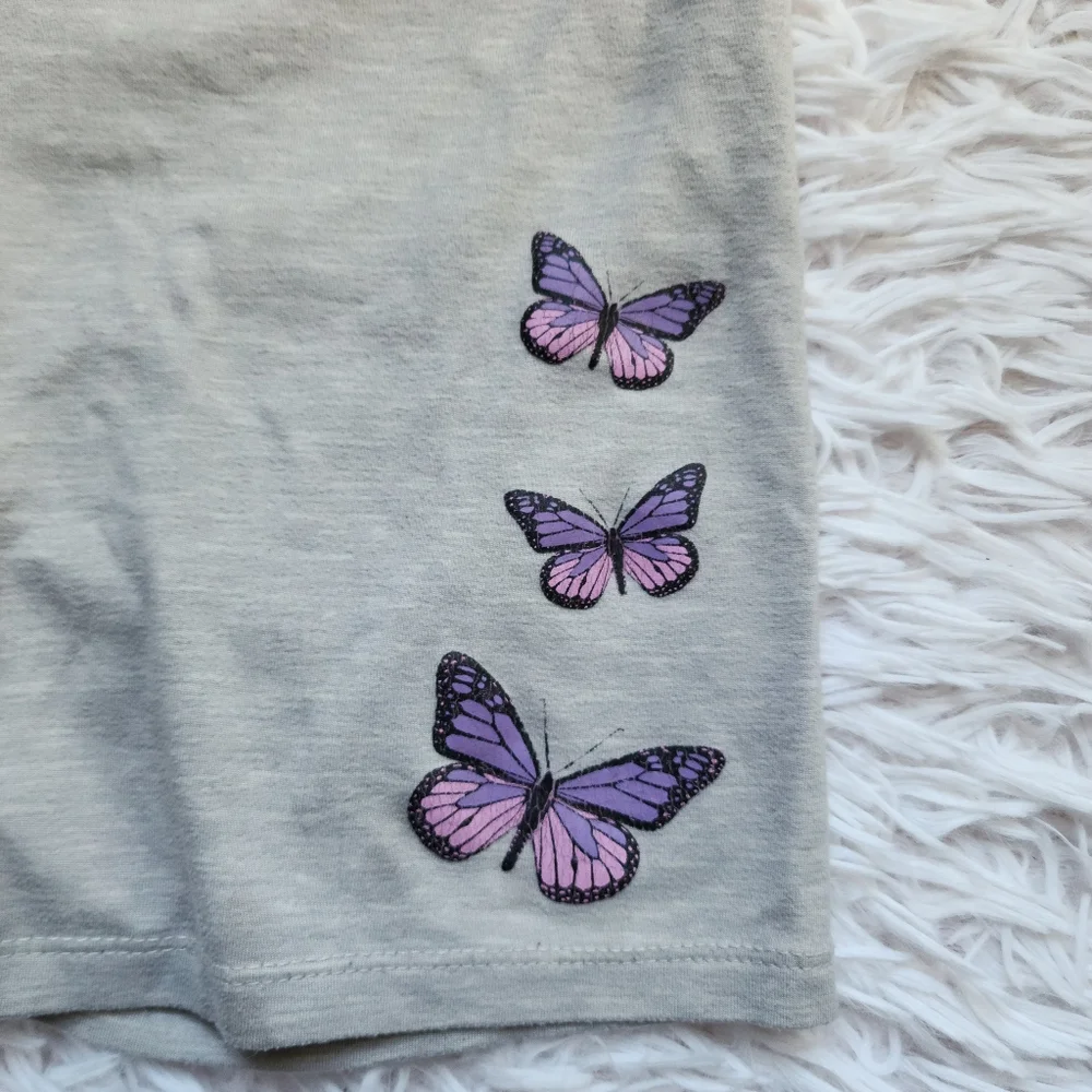 ♠️10/$10♠️ Gray Shorts with Purple Butterfly Design